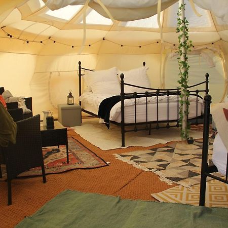 Tal-Y-Fan Farm 6M Stargazer Tent Bridgend  Exterior photo