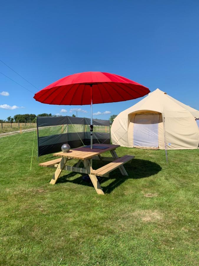 Tal-Y-Fan Farm 6M Stargazer Tent Bridgend  Exterior photo