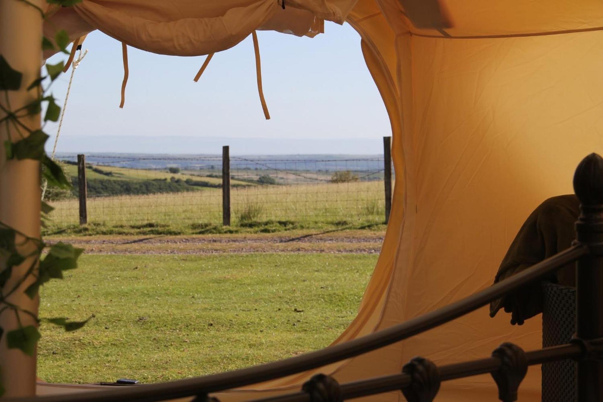 Tal-Y-Fan Farm 6M Stargazer Tent Bridgend  Exterior photo